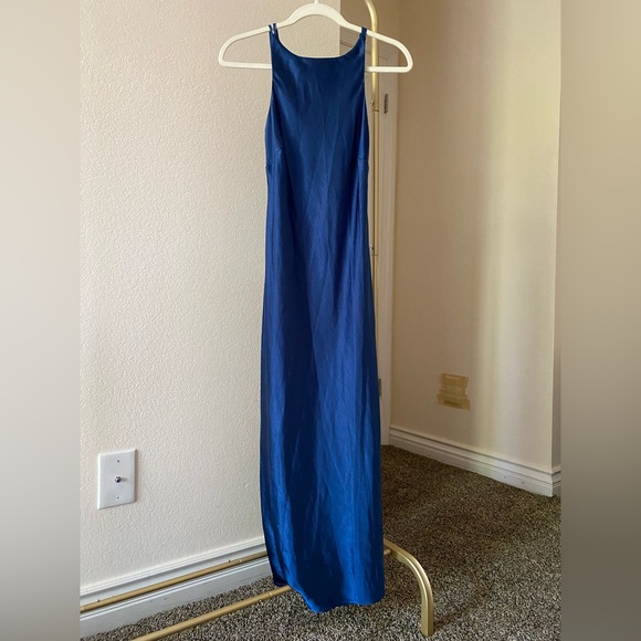 Beautiful satin midi dress open back NWT wedding guest formal - Picture 3 of 6